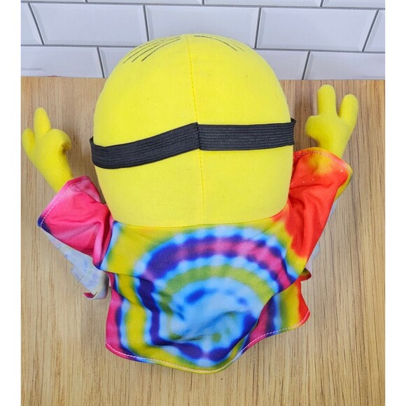 Despicable Me Hippie Minion Plush - Picture 2 of 3